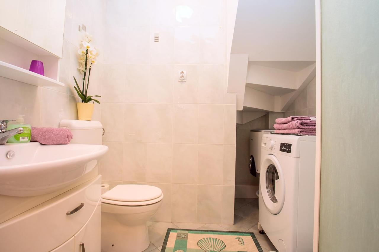 Apartmani Ribnjak Seka オミシュ エクステリア 写真