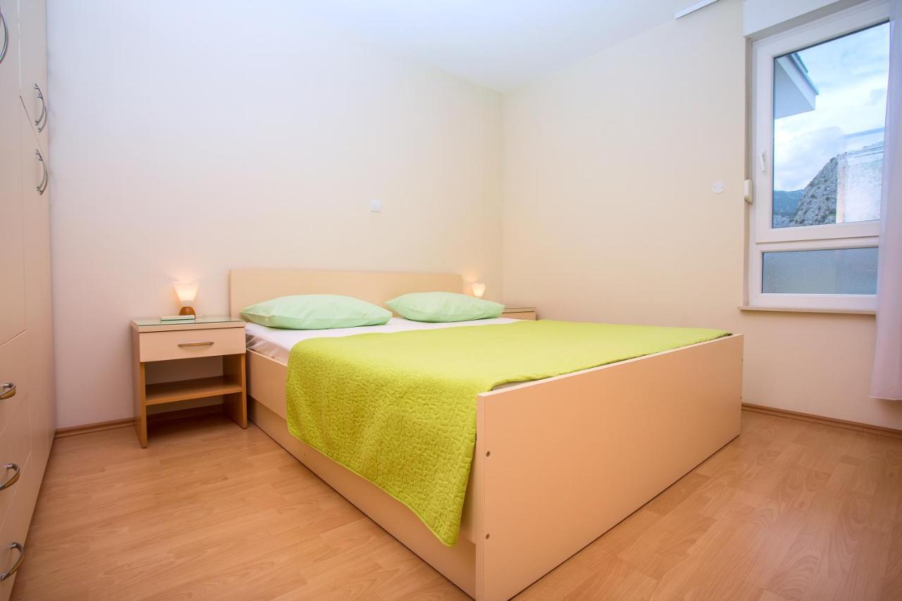 Apartmani Ribnjak Seka オミシュ エクステリア 写真