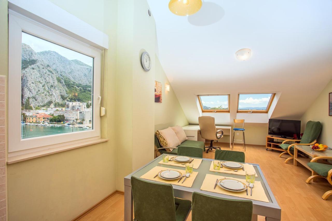 Apartmani Ribnjak Seka オミシュ エクステリア 写真
